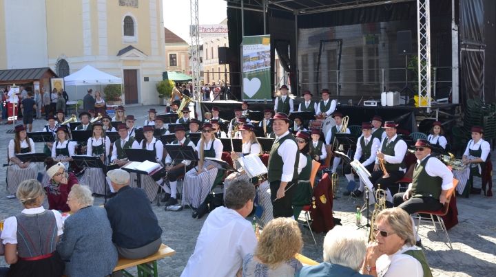 stadtfest-2019_fruehschoppen_v3.jpg