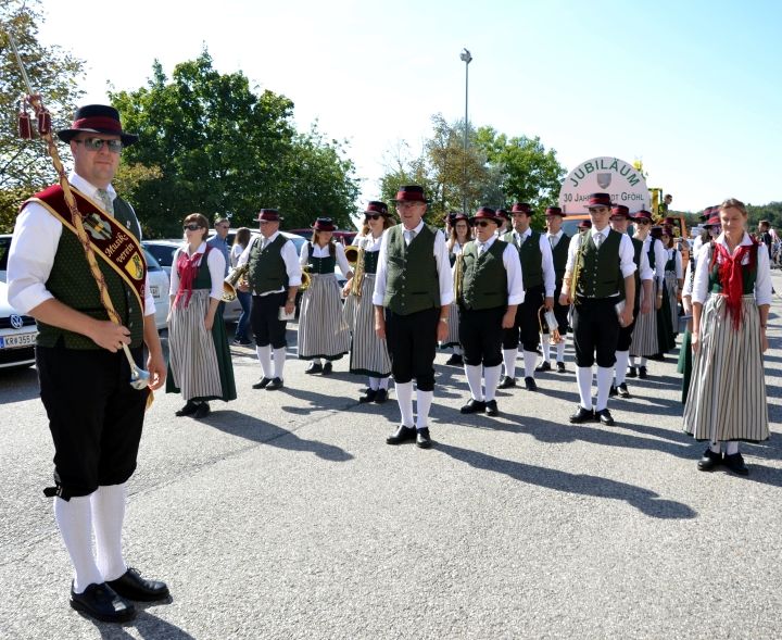 stadtfest-2019_umzug_v4.jpg