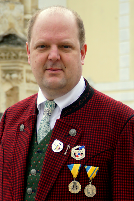 roman-weber_portrait_v2.png